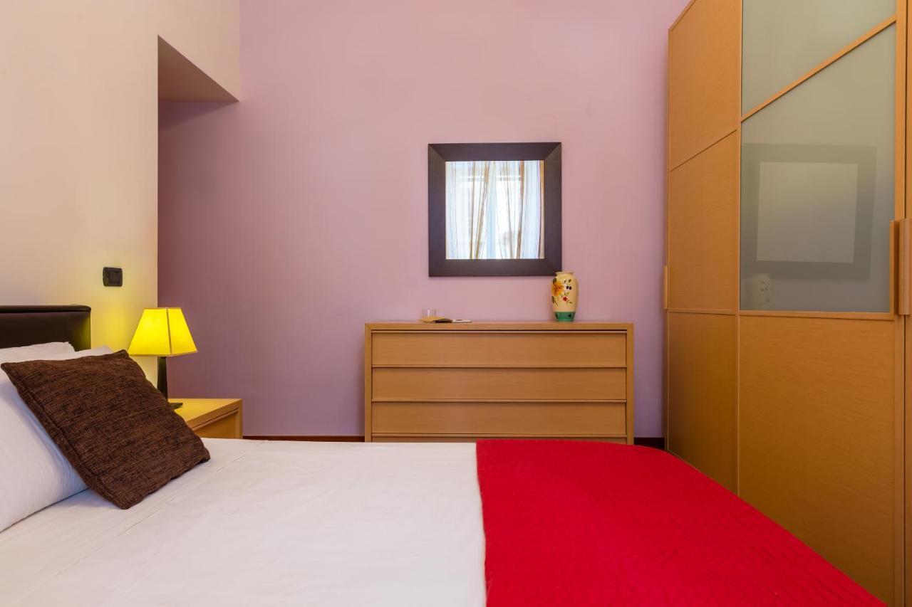 Appartamento A Montesanto By Wonderful Italy Наполи Екстериор снимка